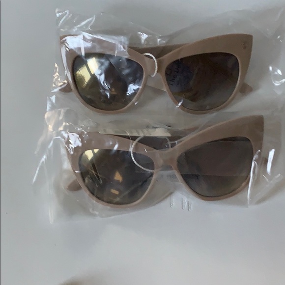 🆕 🆑 SUNGLASSES - Picture 7 of 7